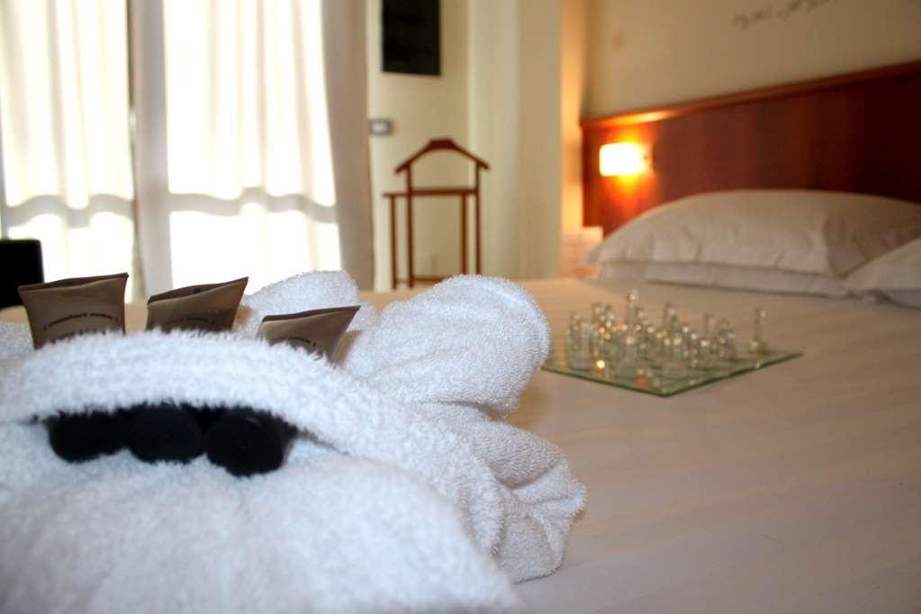 Leonardo Hotel Parma Rum bild