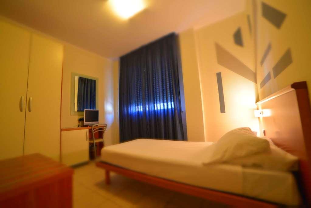 Leonardo Hotel Parma Rum bild